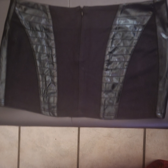 Cryoflesh Paragon mini skirt pu pvc zipper cyber goth - Picture 3 of 5